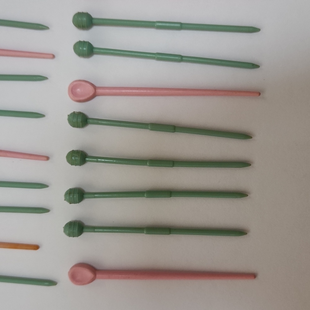 Vintage Plastic Pink Blue Peach Hair Roller Picks Pins Curlers hairstyling - Picture 5 of 7
